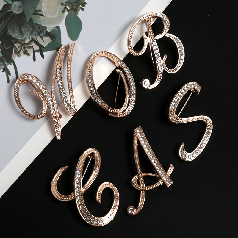Women Accessories In English - Mode femmes strass broche A-Z lettre
