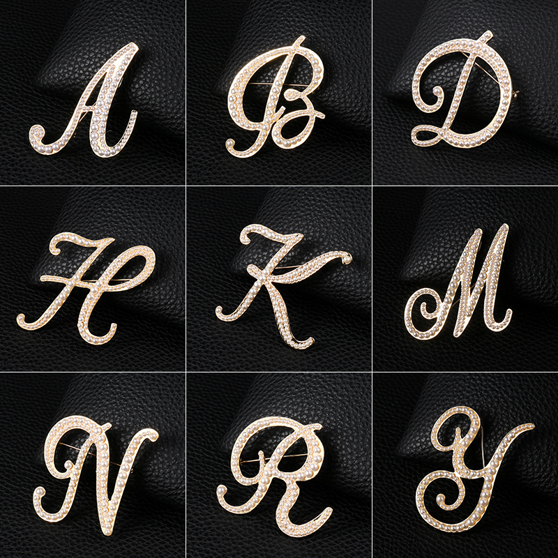 Women Accessories In English - Lettres anglaises A-Z perle broche métal