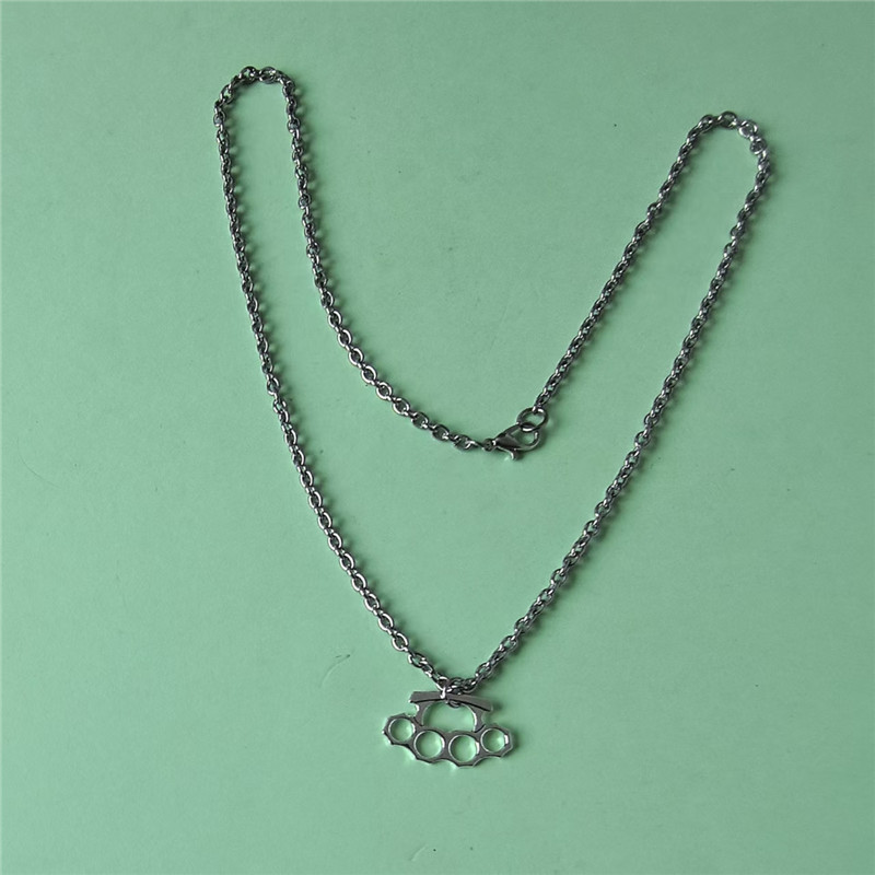Collier punk en acier inoxydab - Women Accessories In English avis et prix