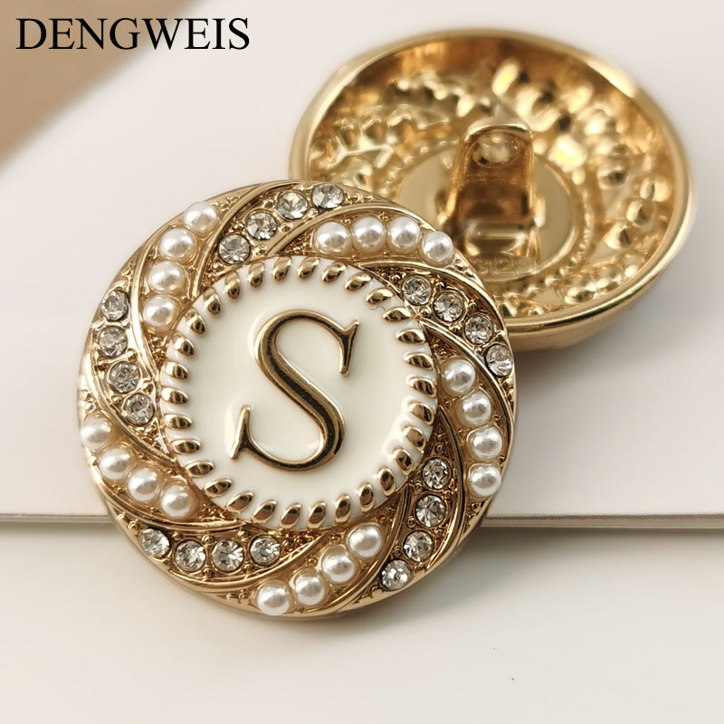Bouton rond en métal doré avec - Women Accessories In English avis et prix