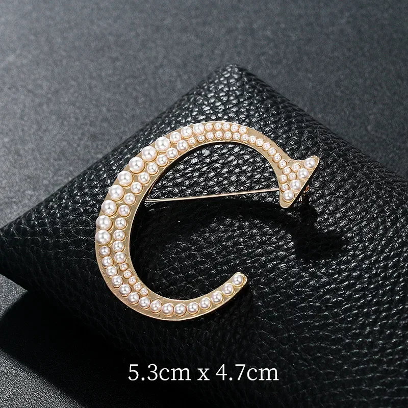 Broches en perles avec lettres - Women Accessories In English avis et prix