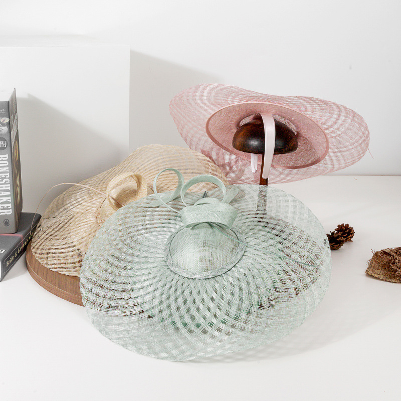 Chapeau fascinateur de haute q - Women'S Formal Accessories avis et prix