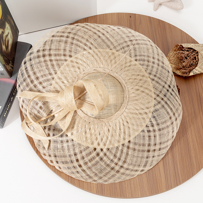 Chapeau fascinateur de haute q - Women'S Formal Accessories avis et prix